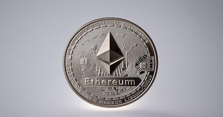 Ethereum nears $3k